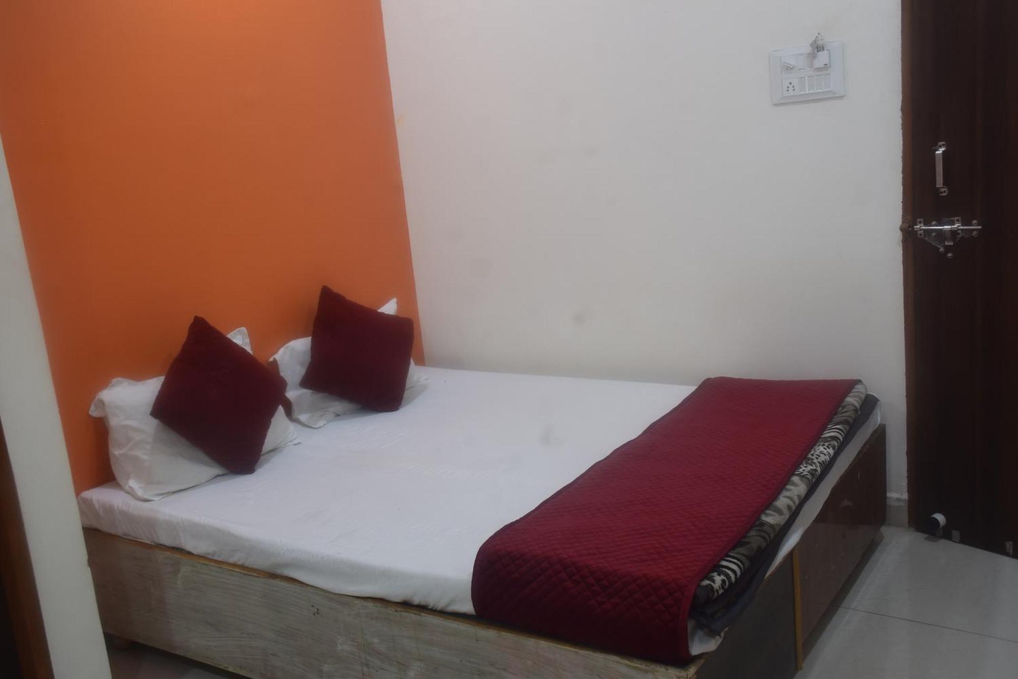 Hotel Thakur Ji Bhopal Bagian luar foto