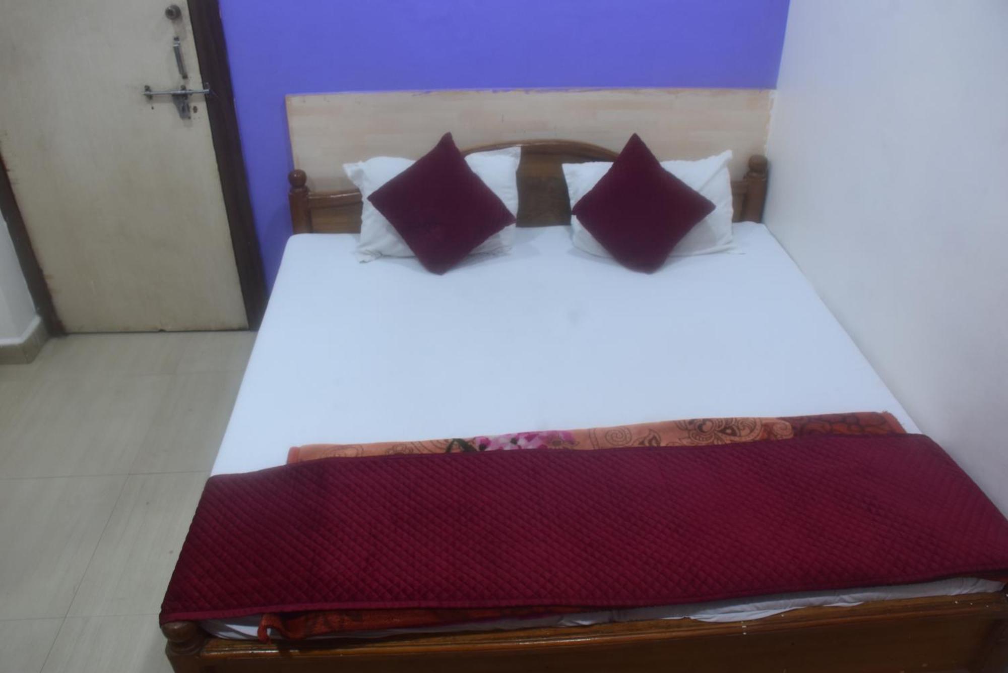 Hotel Thakur Ji Bhopal Bagian luar foto