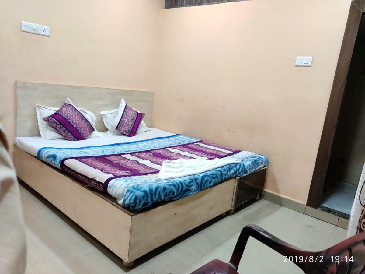 Hotel Thakur Ji Bhopal Bagian luar foto