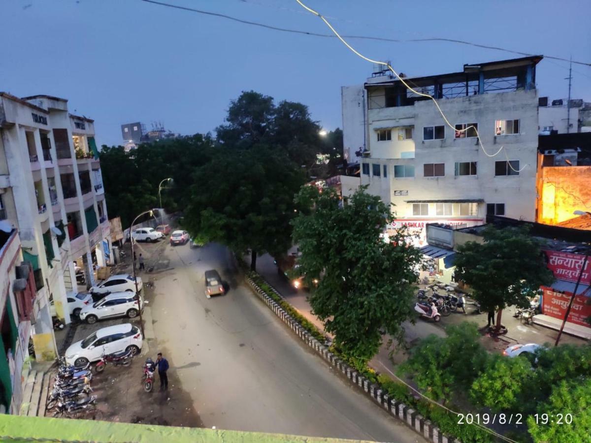 Hotel Thakur Ji Bhopal Bagian luar foto